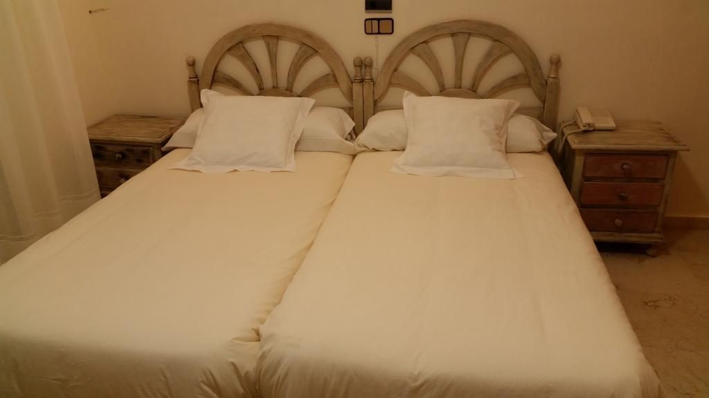 Hotel Balcon De Cazorla Luaran gambar